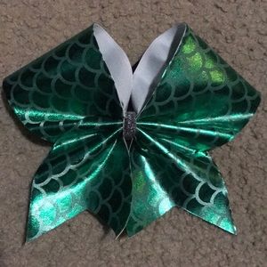 Mermaid metallic green cheer bow